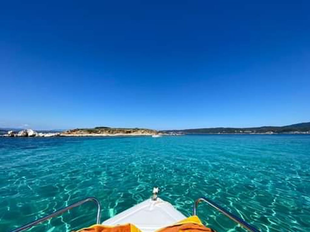 Boat view with new and luxury boats
